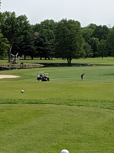 Golf Course «Windmill Lakes Golf Course», reviews and photos, 6544 OH-14, Ravenna, OH 44266, USA