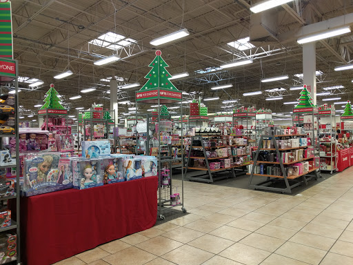 Clothing Store «Burlington Coat Factory», reviews and photos, 955 W Brandon Blvd, Brandon, FL 33511, USA