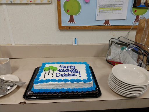 American Restaurant «Cracker Barrel Old Country Store», reviews and photos, 475 Rivers Edge Dr, Milford, OH 45150, USA