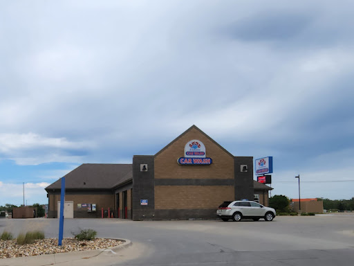 Sudz Express Car Wash en Marion