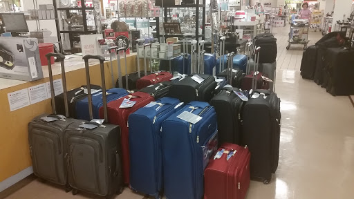 Shopping Mall «Monmouth Mall», reviews and photos, 180 New Jersey 35, Eatontown, NJ 07724, USA