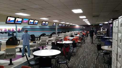 Bowling Alley «Crest Lanes Inc», reviews and photos, 2014 W 2nd St, Marion, IN 46952, USA