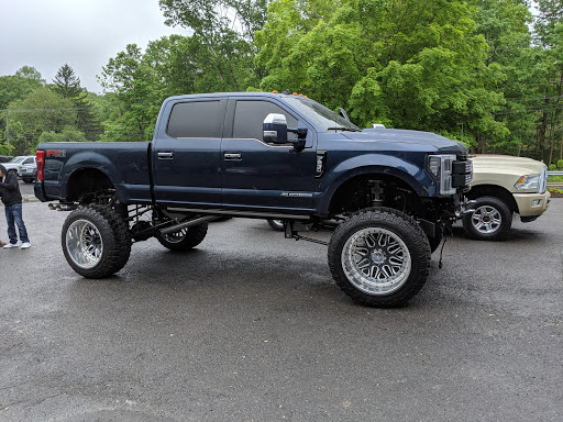 Auto Body Shop «Classic Coach Works», reviews and photos, 1319 Southford Rd, Southbury, CT 06488, USA