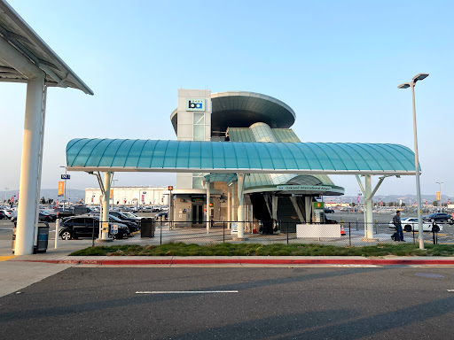 Oakland International Airport Station