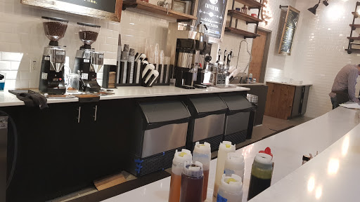 Shopping Mall «Orlando Vineland Premium Outlets», reviews and photos, 8200 Vineland Ave, Orlando, FL 32821, USA