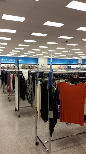 Clothing Store «Ross Dress for Less», reviews and photos, 2801 Wilma Rudolph Blvd, Clarksville, TN 37040, USA