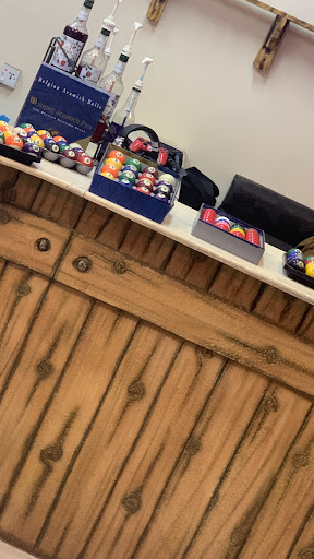 صاله و أكاديمية نادي وج للبلياردو 