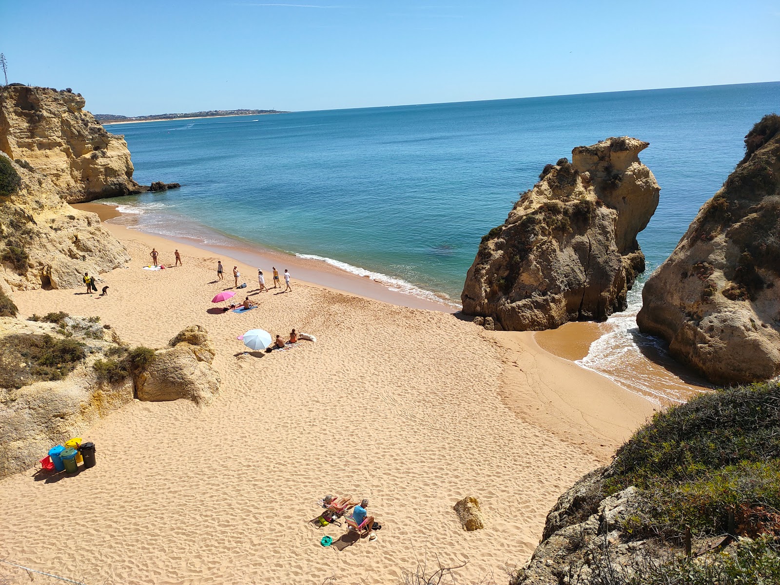 Valokuva Praia dos Beijinhosista. puhtaustasolla melko puhdas
