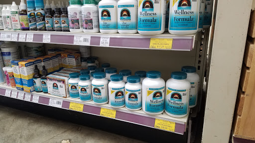 Sheltons Natural Foods Market image