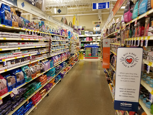 Pet Supply Store «PetSmart», reviews and photos, 19 Clifton Country Rd, Clifton Park, NY 12065, USA
