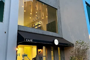 Dunno Café image