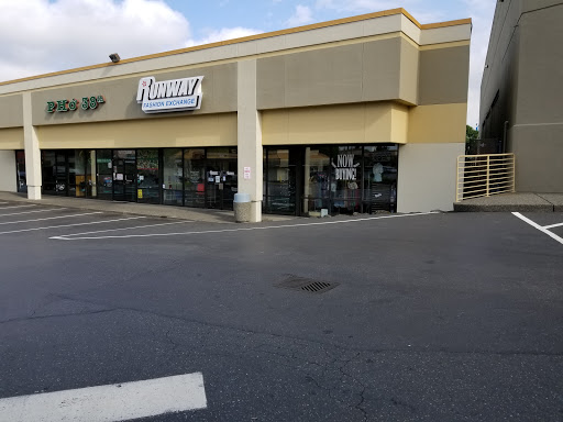 Used Clothing Store «Runway Fashion Exchange - Tacoma», reviews and photos, 3815 S Steele St, Tacoma, WA 98409, USA