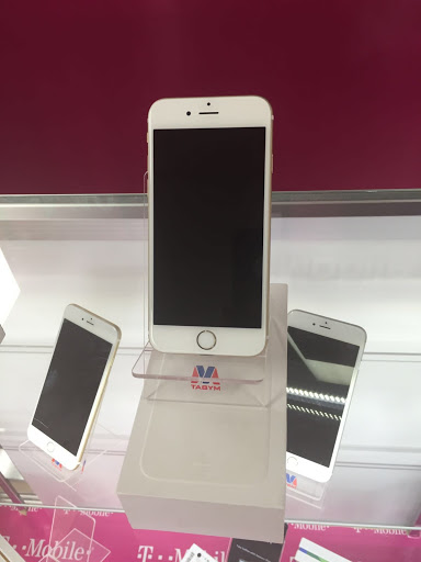 Cell Phone Store «TELLFIX Simple Mobile Solutions», reviews and photos, 4815 E Busch Blvd #102, Tampa, FL 33617, USA