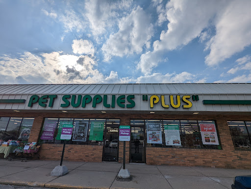 Pet Supply Store «Pet Supplies Plus», reviews and photos, 42241 Garfield Rd, Charter Twp of Clinton, MI 48038, USA