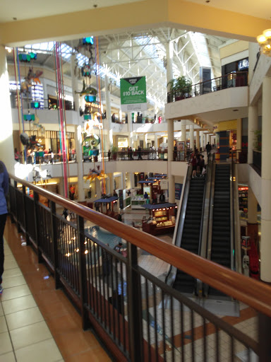 Shopping Mall «Willow Grove Park Mall», reviews and photos, 2500 W Moreland Rd, Willow Grove, PA 19090, USA