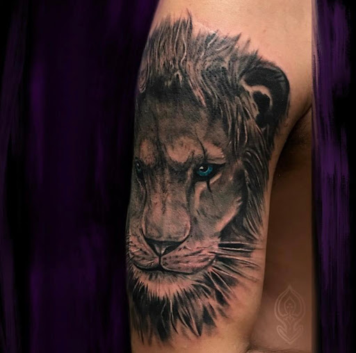 Explore mens wedding band tattoo ideas, creative tattoo ideas in Saint Petersburg, available at Buku Tattoo Studio