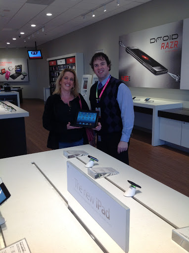 Cell Phone Store «Verizon», reviews and photos, 1278-12 Hooper Ave, Toms River, NJ 08753, USA