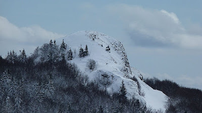 rocher de l'Areilladou à Lachamp-Raphaël