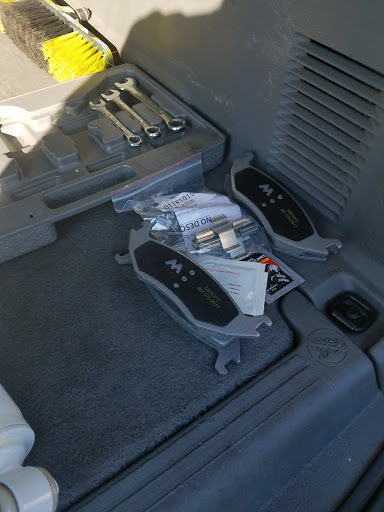 Auto Parts Store «AutoZone», reviews and photos, 160-20 Union Tpke, Fresh Meadows, NY 11366, USA