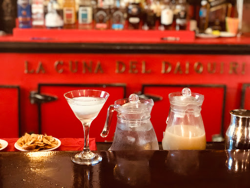 Cocktail bars in Havana