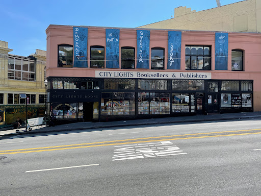 Book Store «City Lights Booksellers & Publishers», reviews and photos, 261 Columbus Ave, San Francisco, CA 94133, USA