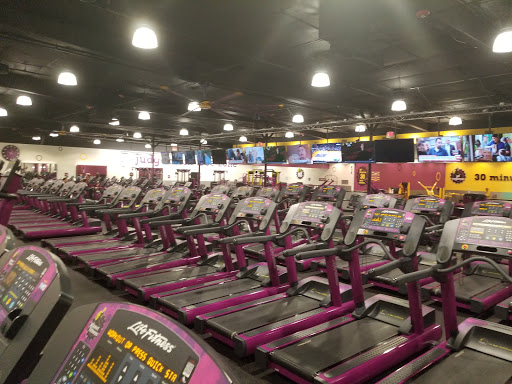 Gym «Planet Fitness», reviews and photos, 625 Cecil Ave, Delano, CA 93215, USA