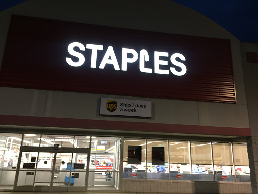 Staples, 2100 Nesconset Hwy, Stony Brook, NY 11790, USA, 