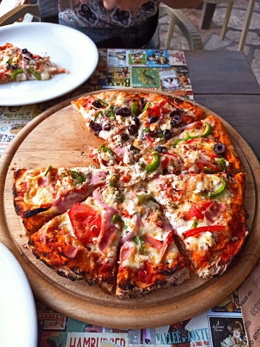 Comentarii opinii despre Corner Snack Beach Bar