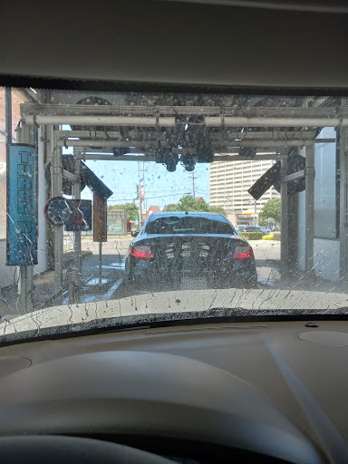 Car Wash «Wave Wash - Greenville Ave», reviews and photos, 4616 Greenville Ave, Dallas, TX 75206, USA