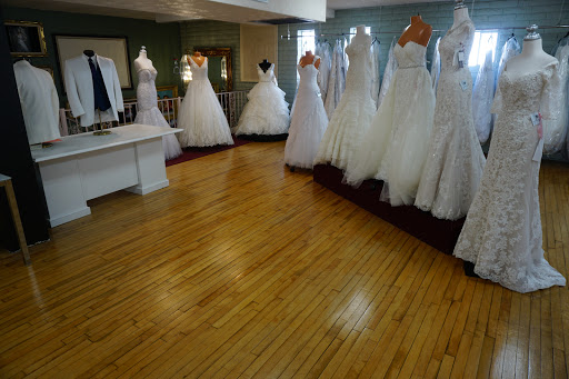 Bridal Shop «Azteca Bridal», reviews and photos, 1010 E Washington St, Phoenix, AZ 85034, USA