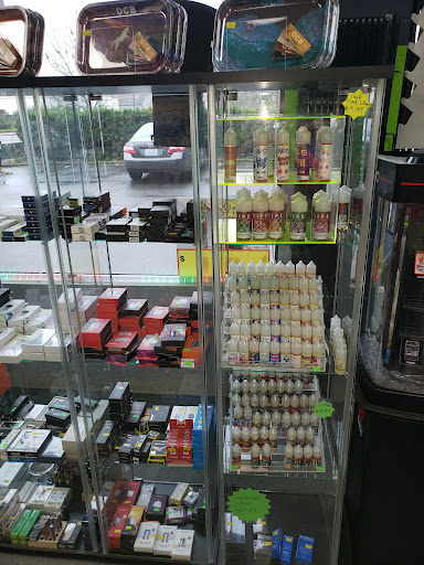 Tobacco Shop «Kenmore smoke shop», reviews and photos, 7016 Bothell Way NE b, Kenmore, WA 98028, USA
