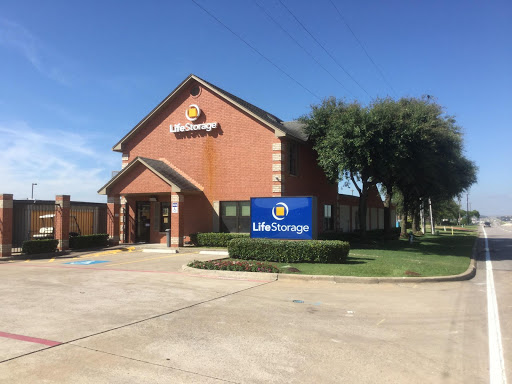 Self-Storage Facility «Life Storage», reviews and photos, 1010 E Hwy 67, Duncanville, TX 75137, USA