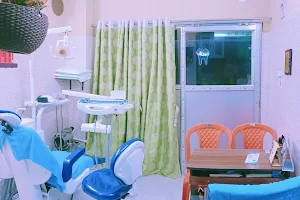 Dent Cure Multi-speciality Dental clinic image
