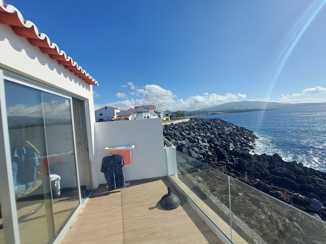 homeatazores.com