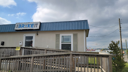 Electronics Repair Shop «iBROKEiT», reviews and photos, 108 E High St, Lebanon, TN 37087, USA