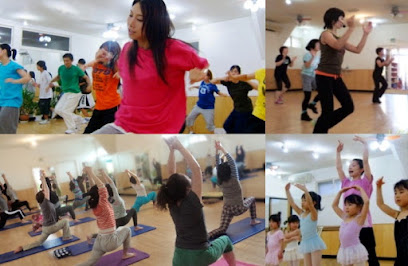 秋田パフォーマンススタジオ「ヨガ・ダンス ・バレエ」 Yoga Dance Fitness