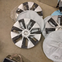 Melrose Tires Wheels & Hubcaps - Photo 4 - Car repair in Los Angeles, CA, Los Angeles