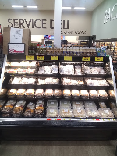 Supermarket «Rowes Supermarkets», reviews and photos, 5435 Blanding Blvd, Jacksonville, FL 32244, USA