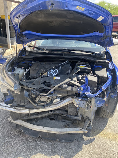 Auto Body Shop «Service King Collision Repair of DeZavala», reviews and photos, 5998 De Zavala Rd, San Antonio, TX 78249, USA