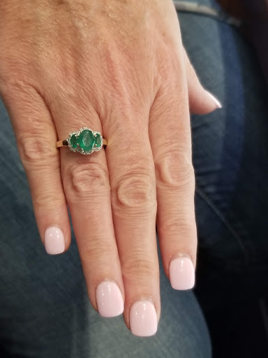 Jewelry Store «Zales - The Diamond Store», reviews and photos, 7604 Denton Hwy #220, Watauga, TX 76148, USA