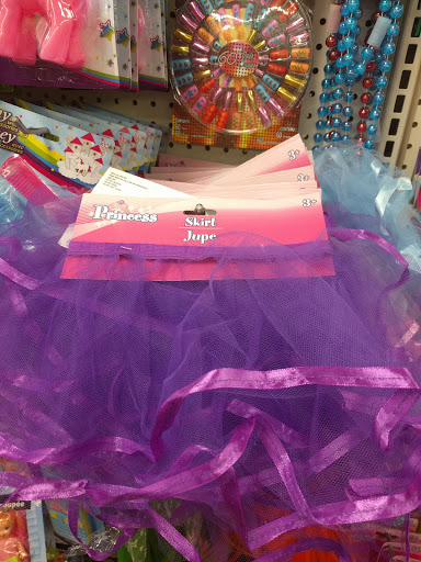 Dollar Store «Dollar Tree», reviews and photos, 8653 Columbus Pike, Lewis Center, OH 43035, USA