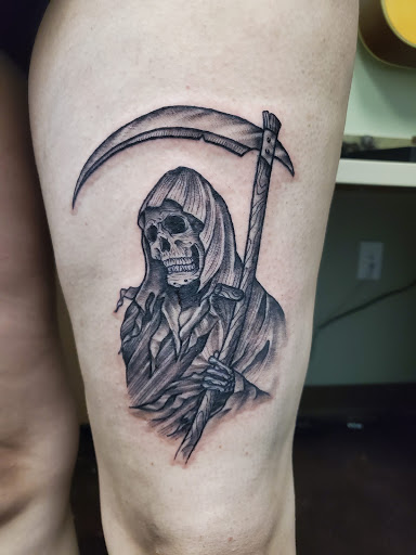 Tattoo Shop «Karma Tattoo Studio», reviews and photos, 10630 N 59th Ave #106, Glendale, AZ 85304, USA