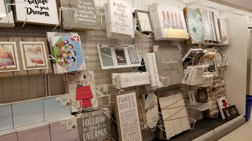 Department Store «Marshalls», reviews and photos, 848 NY-13, Cortland, NY 13045, USA