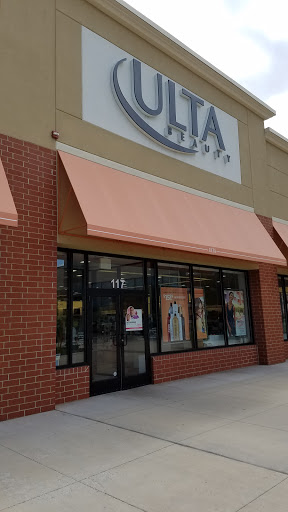 Hair Salon «Ulta Beauty», reviews and photos, 700 N Milwaukee Ave #117, Vernon Hills, IL 60061, USA