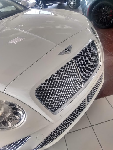 Car Dealer «Clay Cooley Auto Group», reviews and photos, 698 E Airport Fwy, Irving, TX 75026, USA