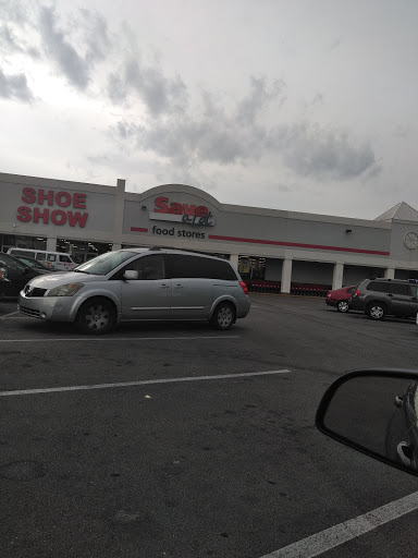 Grocery Store «Save-A-Lot», reviews and photos, 1134 Gallatin Pike S, Madison, TN 37115, USA