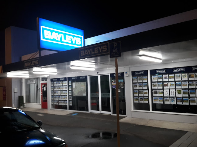 Comments and reviews of Bayleys Rangiora