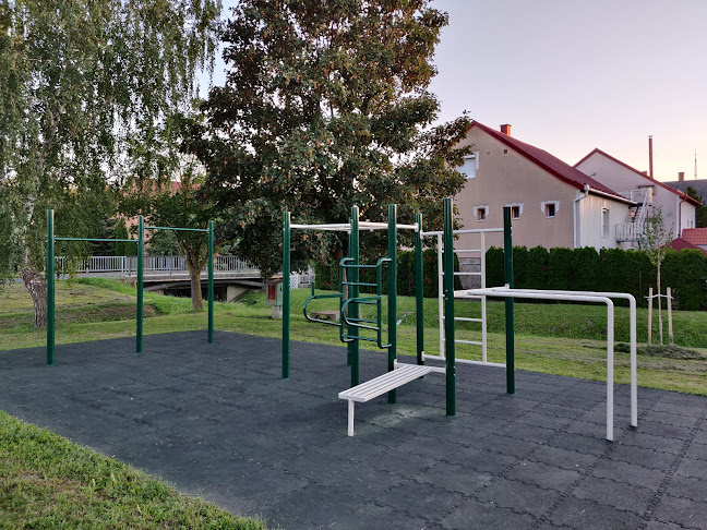 Értékelések erről a helyről: Streetworkout pálya, Keszthely - Edzőterem