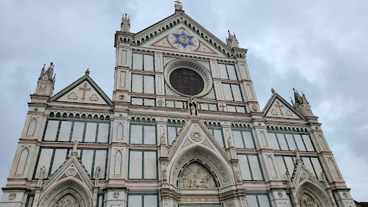 Accademia Santa Croce Piazza di Santa Croce, 14, 50122 Firenze FI, Italia