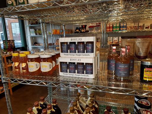 Gourmet Grocery Store «R2GO Specialty Market», reviews and photos, 1101 N College Ave, Indianapolis, IN 46202, USA